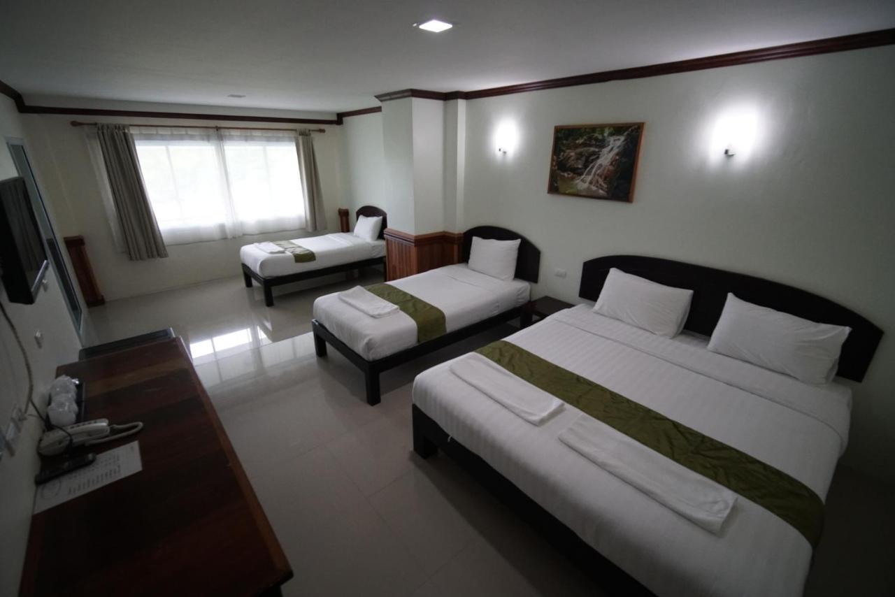 Sea Mountain Khanom Hotel Buitenkant foto