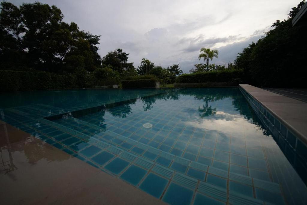 Sea Mountain Khanom Hotel Buitenkant foto