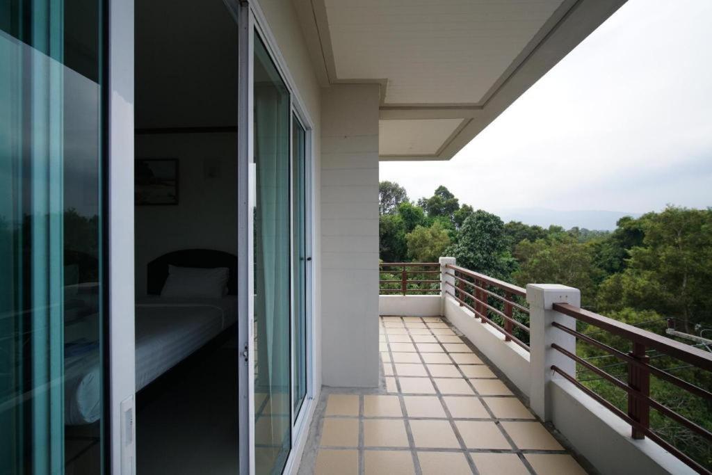 Sea Mountain Khanom Hotel Buitenkant foto