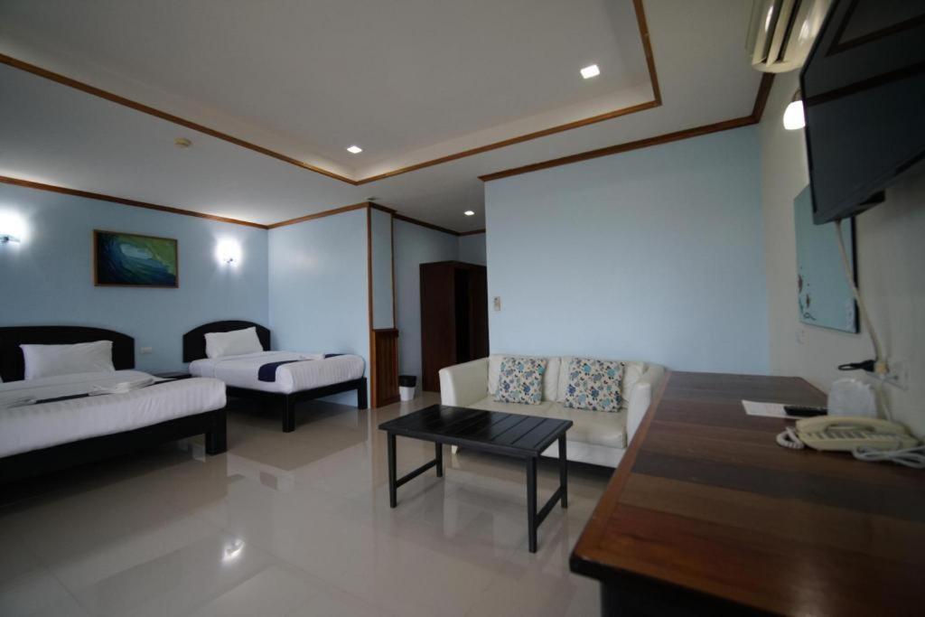 Sea Mountain Khanom Hotel Buitenkant foto