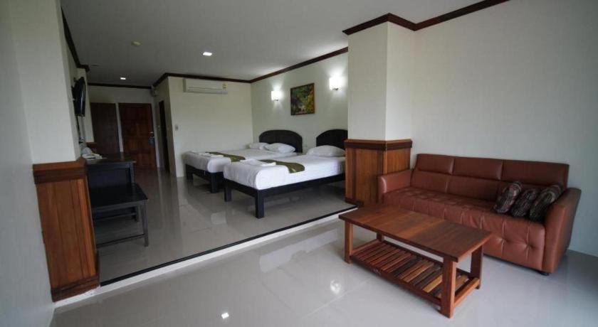 Sea Mountain Khanom Hotel Buitenkant foto