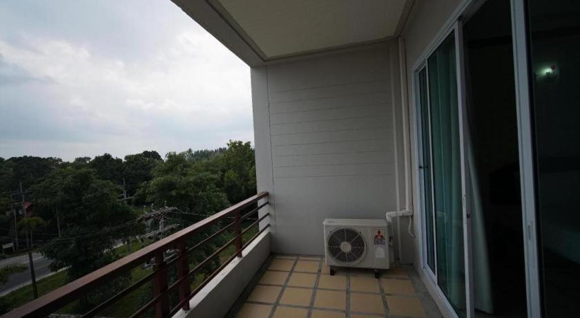 Sea Mountain Khanom Hotel Buitenkant foto
