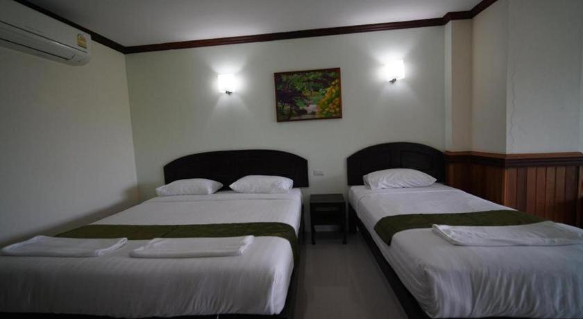 Sea Mountain Khanom Hotel Buitenkant foto